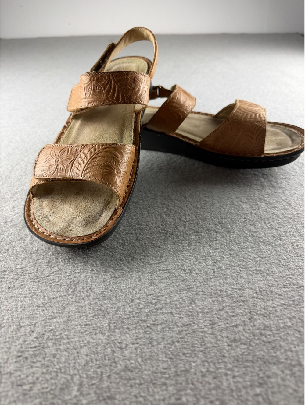 Alegria Verona Sandals Womens 39 Tan Brown Embossed Floral Leather Comfort